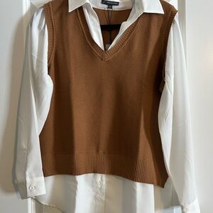 Adrianna Papell Camel Sweater with Ivory Detail
